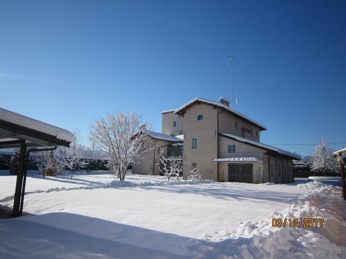 Casa Torre Allera Cuneo Buitenkant foto